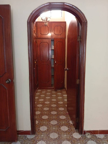 Hortiz 278057en Venta Amplia Casa En Venta, Excelentes Cond