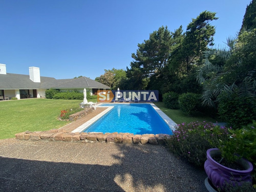 Imagen 27 de 30 de Dos Casas En Brava 5 Dormitorios + Doble Dependencia ,piscina,gran Parque Y Vista Al Mar
