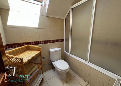 Casa En Venta De 4 Dorm. En Portal De La Frontera