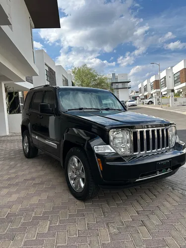 Jeep Liberty Limited Base Piel 4x2 At