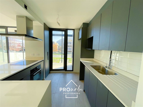 Departamento En Venta De 3 Dorm. En Lo Barnechea