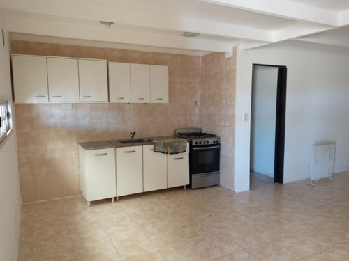 Imagen 5 de 18 de Venta De Casa En Comandante Luis Piedrabuena Santa Cruz