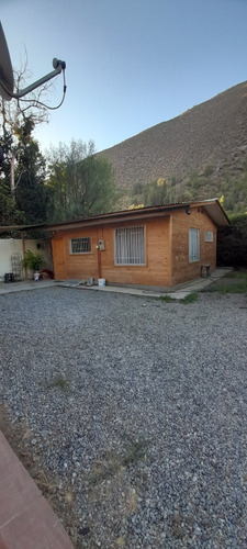 Parcela Con Casa Principal Y Cabañas.