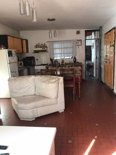 Imagen 8 de 15 de 14 Esquina 462. Lote 333 M2 En Venta Esquina, City Bell.-