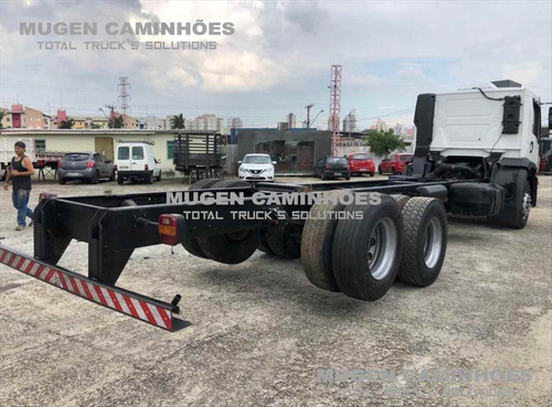 Volkswagen 24.250 2012 707.000km - Mugen Caminhões