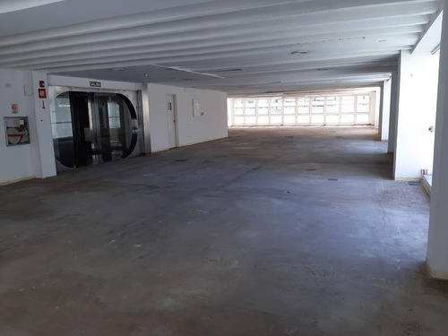 Imagen 14 de 30 de Oportunidad 8 Pisos De Oficinas - Plantas Libres - Mas Cocheras