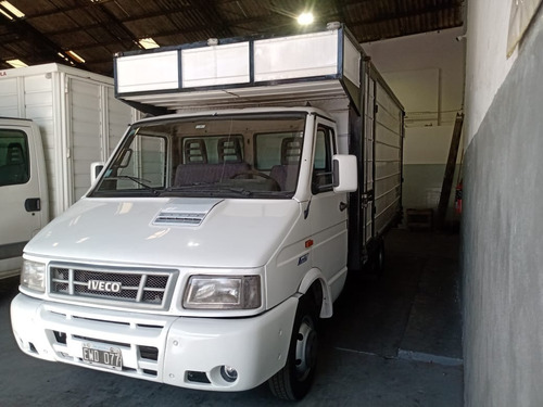 Imagen 2 de 8 de Iveco Daily 3510 Turbo. Titular.