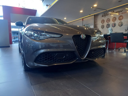 Alfa Romeo Giulia 2.0 280cv Veloce