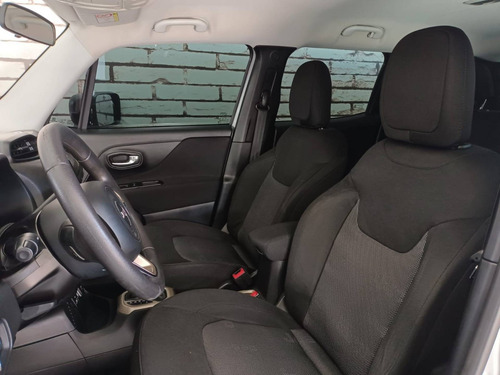 Imagem 5 de 8 de Jeep Renegade 1.8 16v Flex Sport 4p Automático