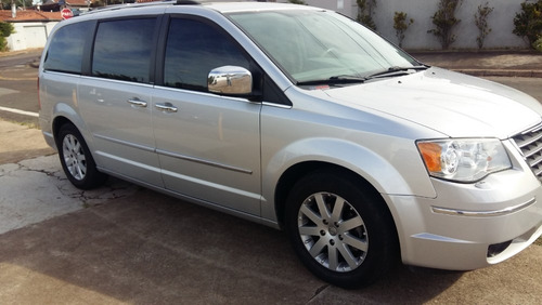 Chrysler Town & Country Limited 3.8 V6 Modelo 2009