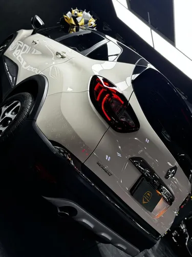 Renault Captur 2.0 Iconic At