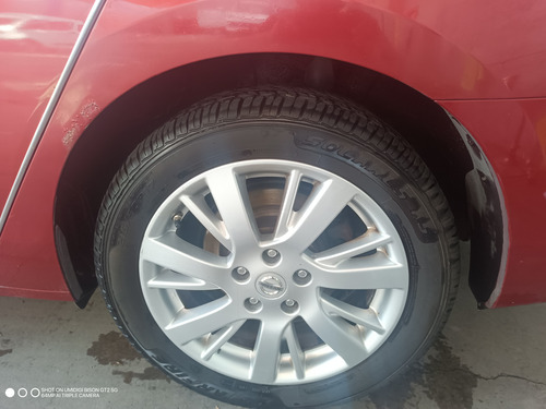 Sentra Sl Aut, 1.8 L 4 Cil, A/c, Asientos En Piel Con Calef