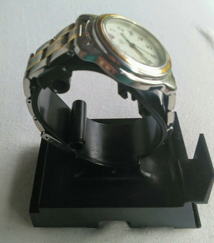 Imagen 4 de 6 de Reloj Swiss Army Victorinox En Acero Y Oro Unisex Original