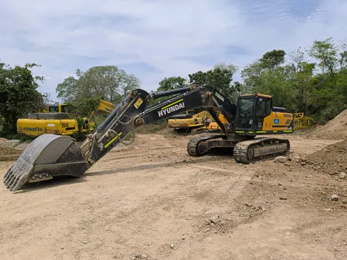 Excavadora De Orugas / 34 Ton / Modelo 2021 / Giron / H10249