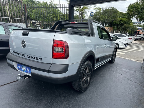 Volkswagen Saveiro 1.6 Cross Cab. Estendida Total Flex 2p