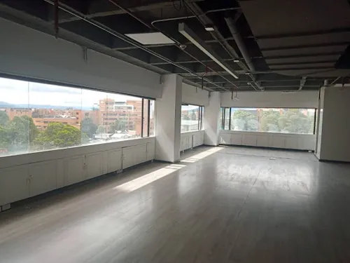 Oficinas En Arriendo Chico Navarra 90-72962