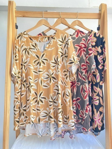 Imagen 3 de 4 de Blusa Estampada En Simil Lino - Talle Grande
