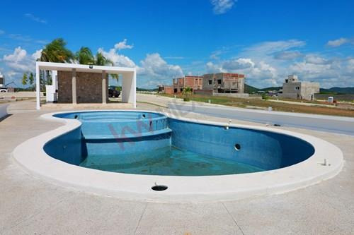 Excelente Terreno De 160 Metros Cuadrados, Ideal Para Construir La Casa De Tus Sueños!