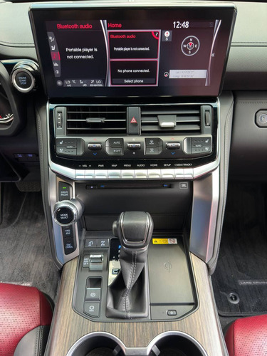 Toyota Land Cruiser 300 V6