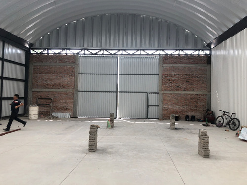 Rento Bodega 660m Y 480m , Santa Clara , Ecatepec. A 3 Cuadras Via Morelos , Arcotecho Nuevas.