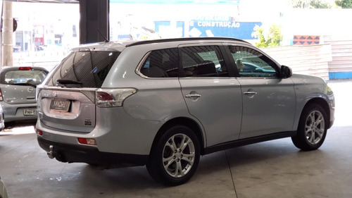 Imagem 4 de 13 de Mitsubishi Outlander Outlander 3.0/ Gt 3.0 V6 Aut. Gasolina
