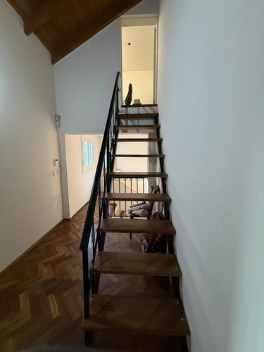Vendo Casa De 3 Dorm. En Barrio Arguello A 2 Cuadras De Rect