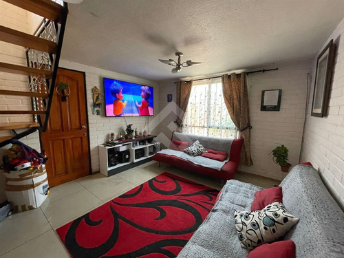 Casa En Venta De 2 Dorm. En Maipú