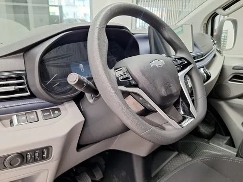 Chevrolet Express 2025