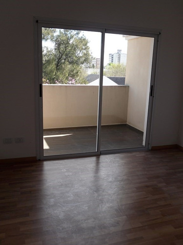 Imagen 6 de 12 de Departamentos 2 Ambientes Con Parrilla En Monte Grande