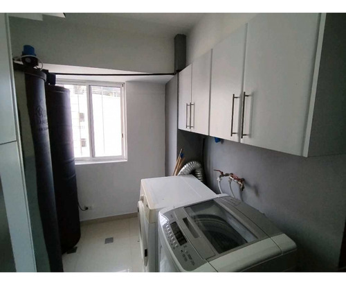 Apartamento En Alquiler En Urb El Parral Valencia. Em-9261785