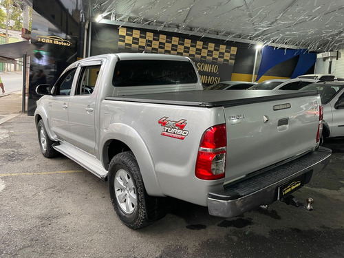 Toyota Hilux CD SRV D4-D 4x4 3.0 TDI Diesel Aut