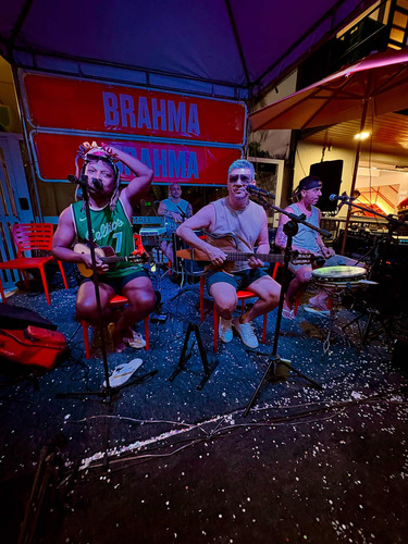 Roda De Samba E Pagode