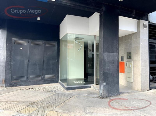 Imagen 2 de 19 de Excelente Dpto 2 Amb Con 2 Cocheras A Mts De Plaza Irlanda