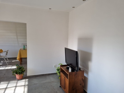 Imagen 9 de 30 de Casa Totalmente Reciclada En Las Toscas 982lt