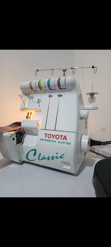 Overlock Fileteadora Toyota 