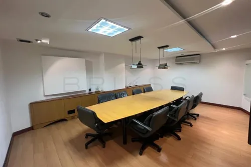 Oficina En Arriendo/venta En Chico Norte. Cod A7222