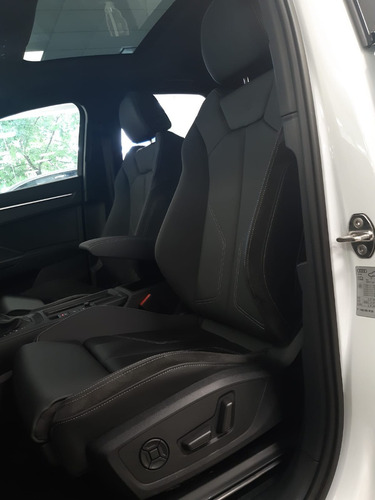 Imagen 3 de 25 de Audi Q3 Sportback Quattro 0km 2 0 35tfsi 2021 2022 2023 Mm