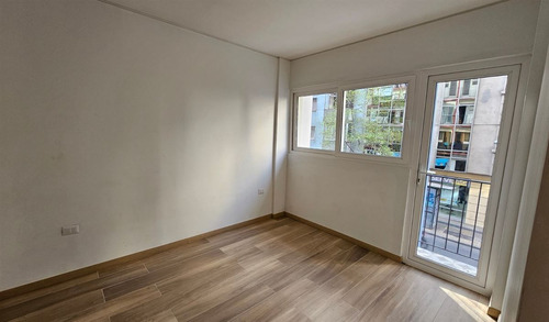 Full Remodelado, Como Nuevo, Depto. De 1 D En Santiago