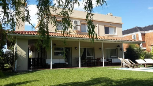 Casa En Venta Ubicado En Las Glorietas, Nordelta, Tigre