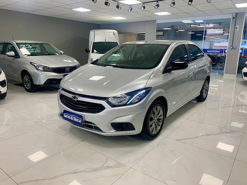 Chevrolet Onix plus JOY Plus Black Ed.1.0 8V 4p Flex Mec.