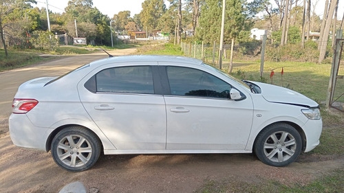 Peugeot 301 1.6 Allure Plus