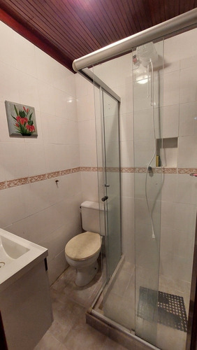 Casa 3 Quartos (1 Suíte) 3 Banheiros, Sala, Cozinha