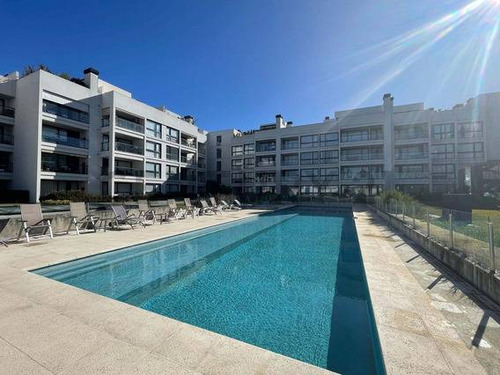 Venta Departamento 2 Ambientes Balcon Al Frente, Parrilla En Complejo Vilanova