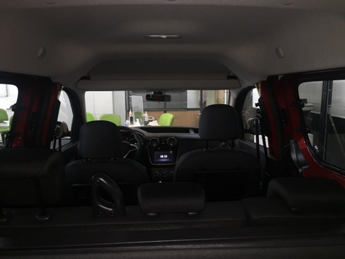 Imagen 13 de 15 de Renault Kangoo Stepway 0km Anticipo Taxi Uber Cuotas (lf)