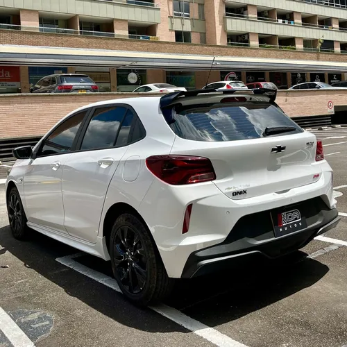 Chevrolet Onix 1.0T Rs Mt