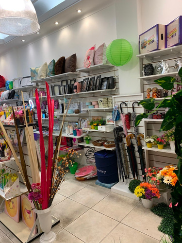 Imagen 7 de 14 de Bazar/ Regaleria Caballito