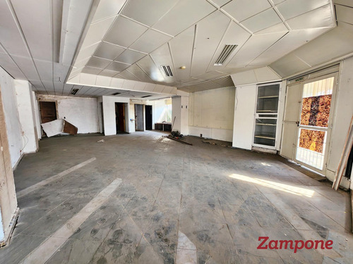 Venta Local Comercial Con Vivienda En Ciudadela