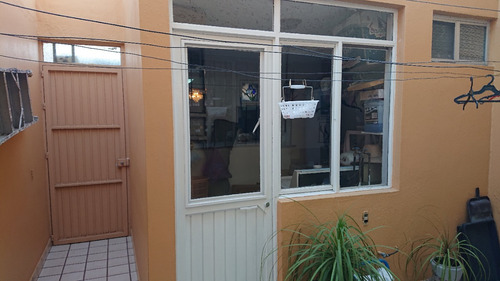 En Venta Casa De 3 Recámaras, 3 Cocheras, 2 1/2 Baños, Amplio Jardin Con Asador Techado, Cuarto De Lavado En La Concepción Ii