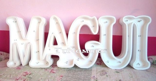 Imagen 8 de 10 de Nombres Iluminados 5 Letras 35 Cm - Polyfan Cartel Con Luces