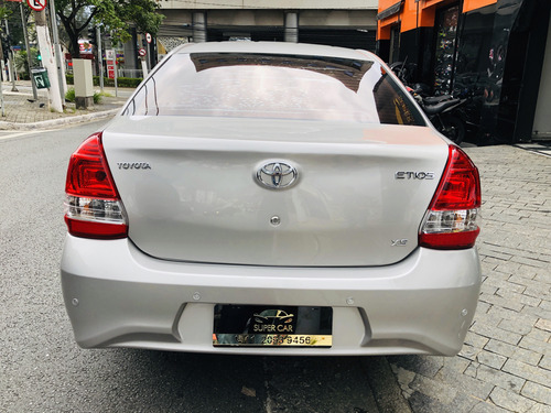 Toyota Etios 1.5 XS SEDAN 16V FLEX 4P AUTOMÁTICO